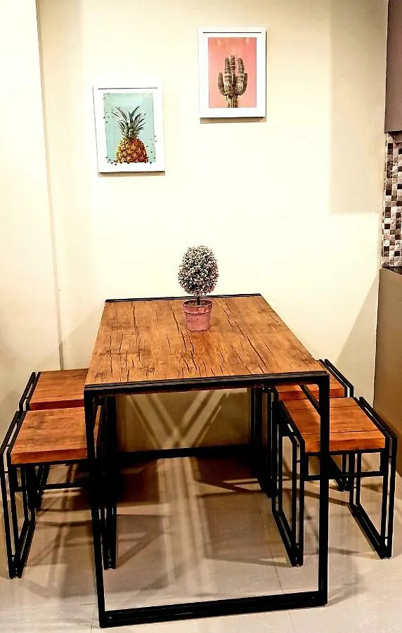 Mailz Haven 7-2Br Apartment Davao